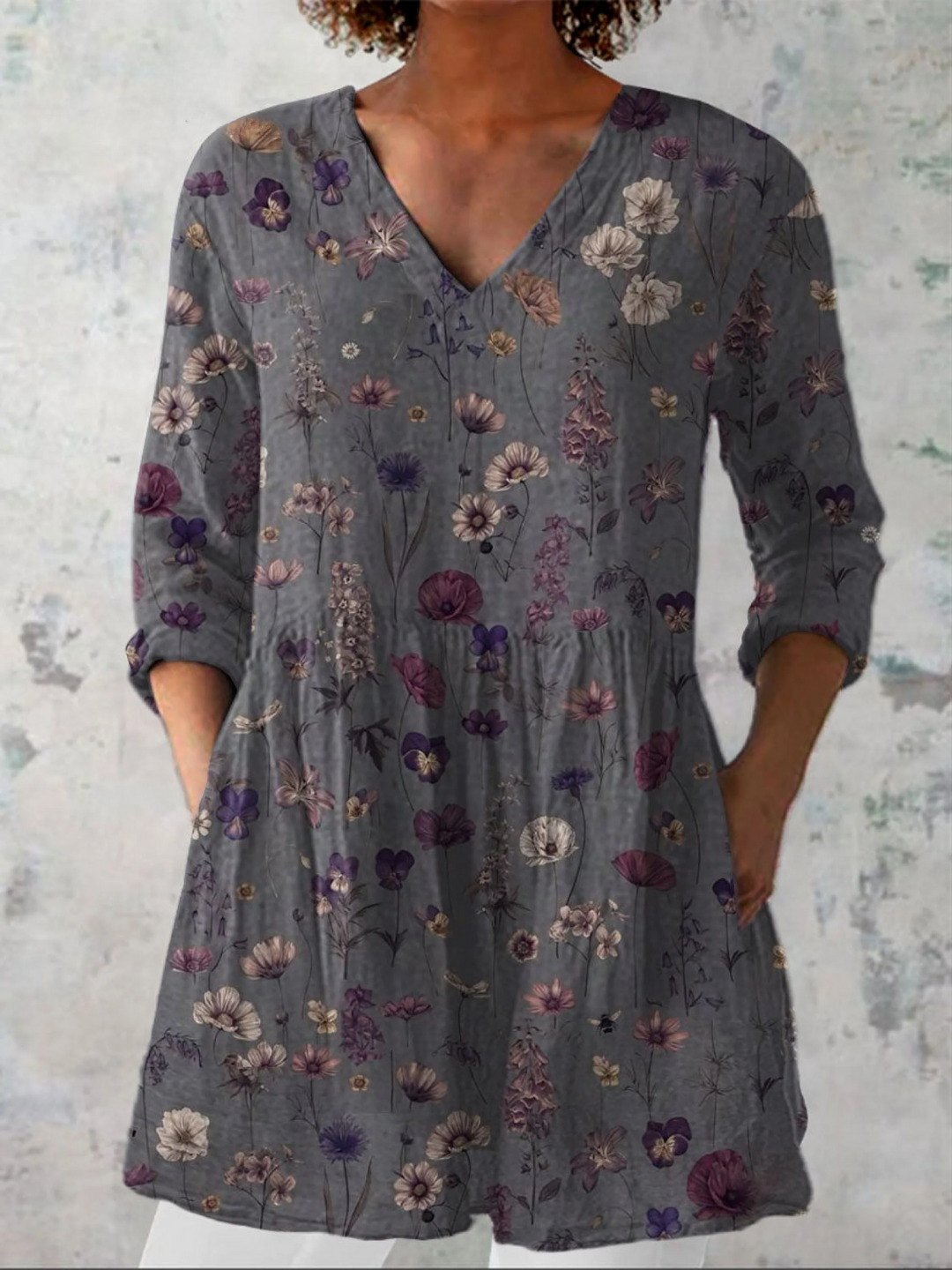 Kassidy | Long V-Neck Shirt 0