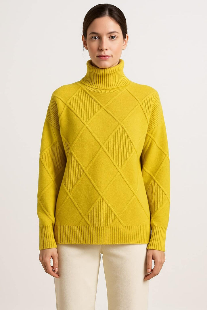 ADELINA | Soft Sweater of Warm, Luxurious Pile 3