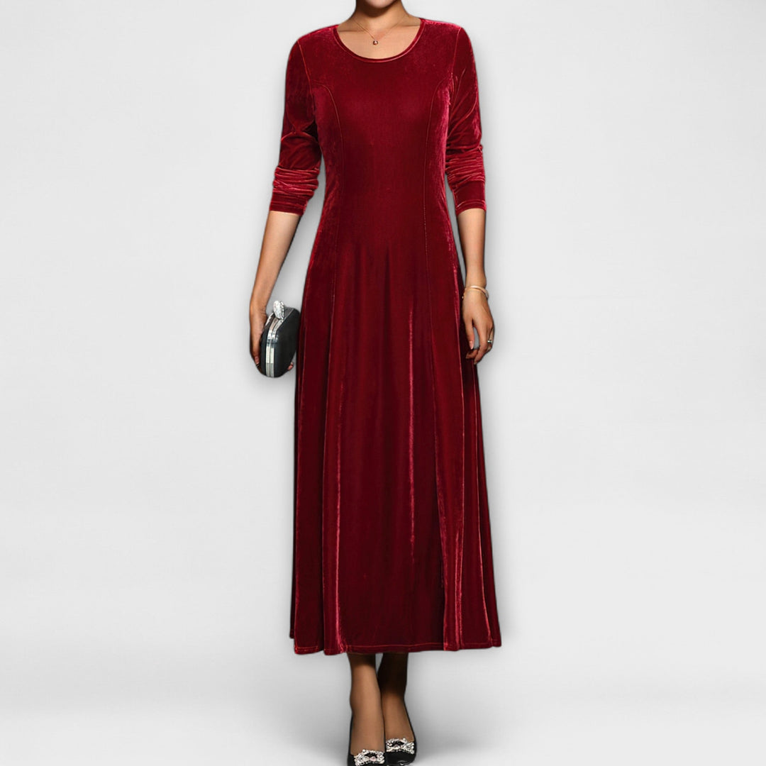 April - Soft Velvet Dress 6