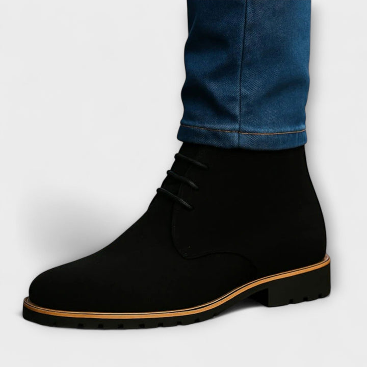 Bruce™ | Classic Black Chukka Boots 2
