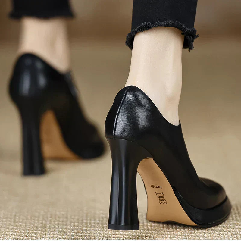 Carina | Stylish Pumps 6