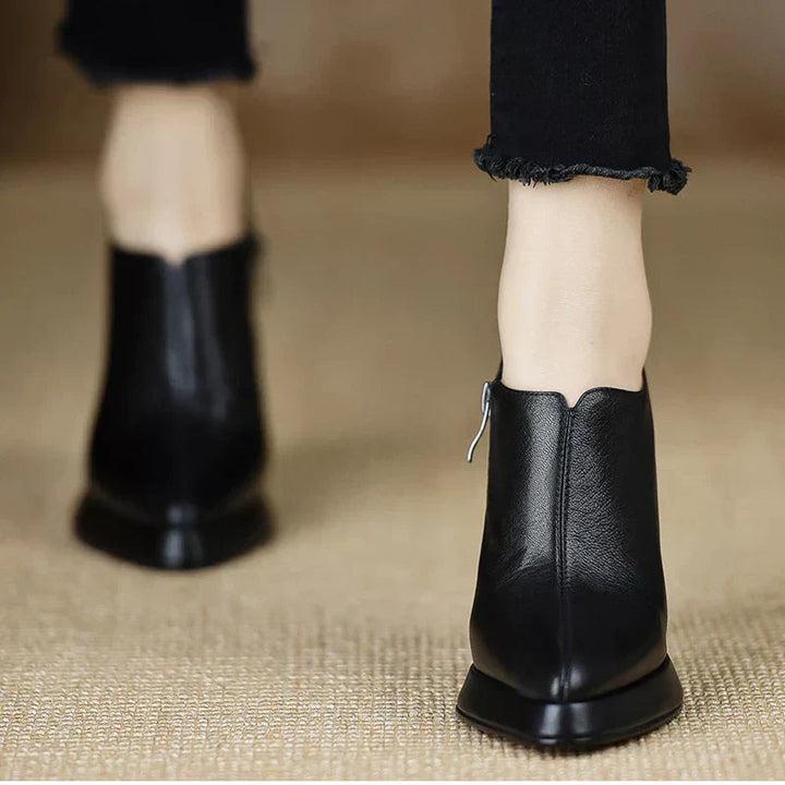 Carina | Stylish Pumps 7