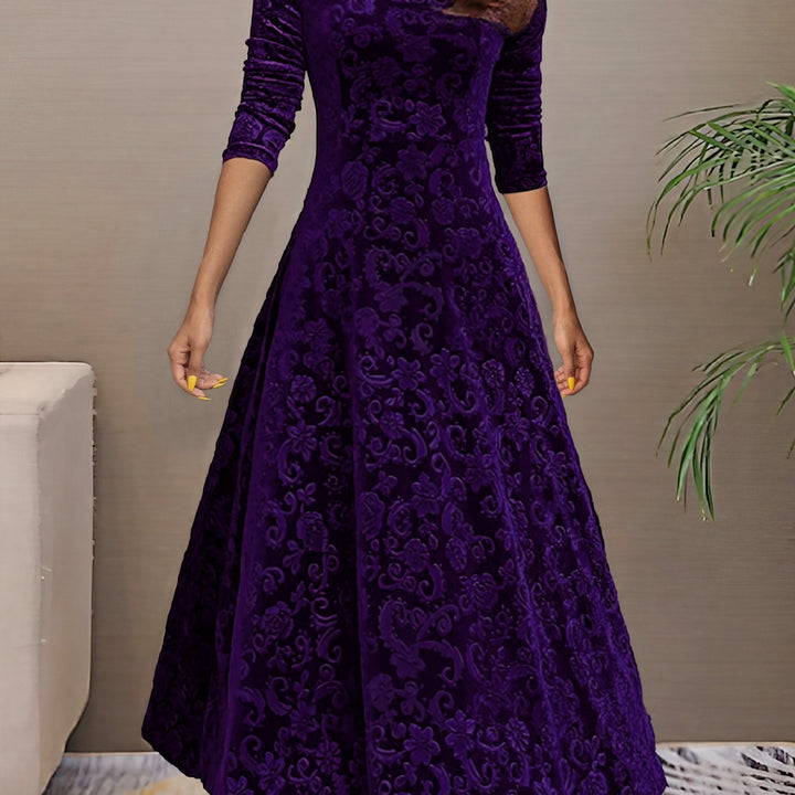 Denise | Holiday Velvet Elegance Dress 7