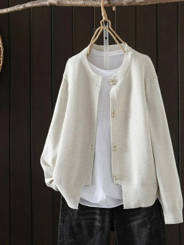 ELARA | PEARL-BUTTON CARDIGAN 4