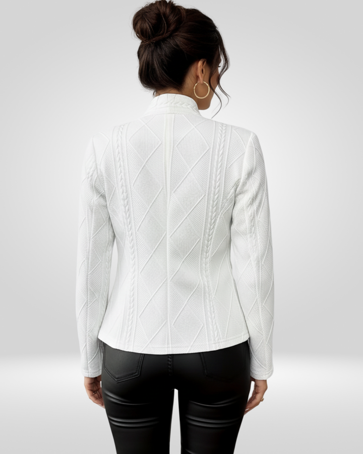 Femke Blazer with an elegant touch 2