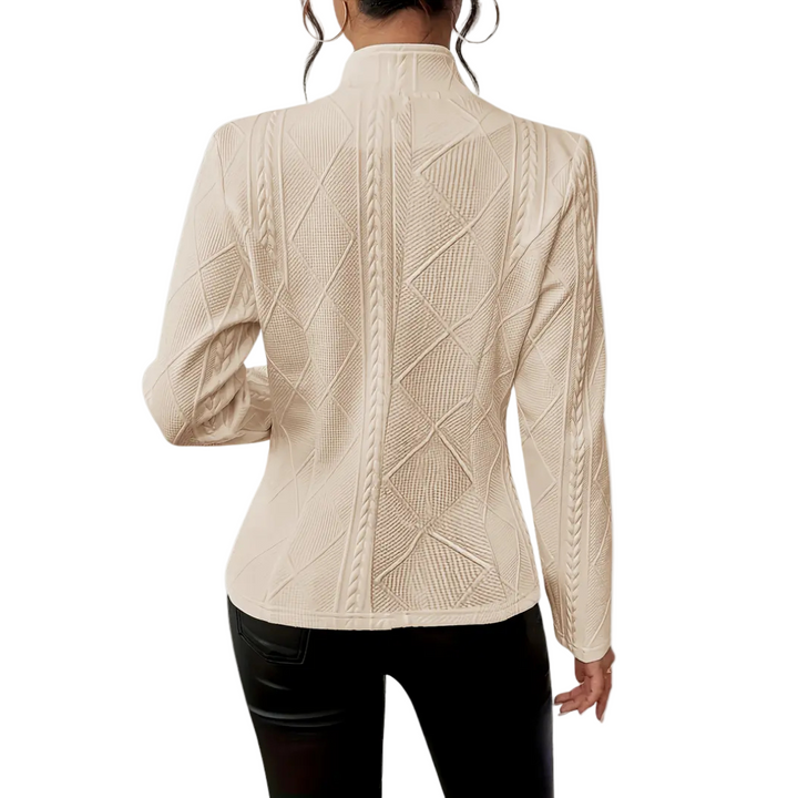 Femke Blazer with an elegant touch 4