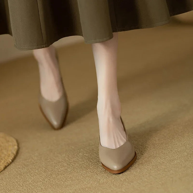 Helen Classic Pumps 3