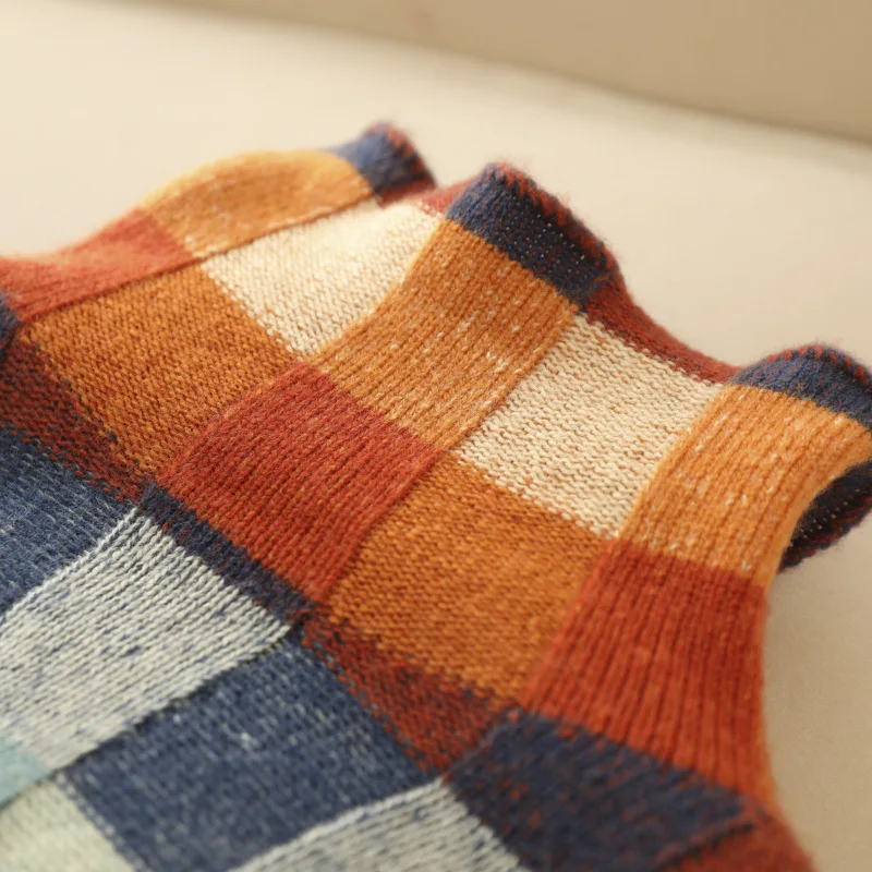 Isla | Cozy Retro Sweater 3