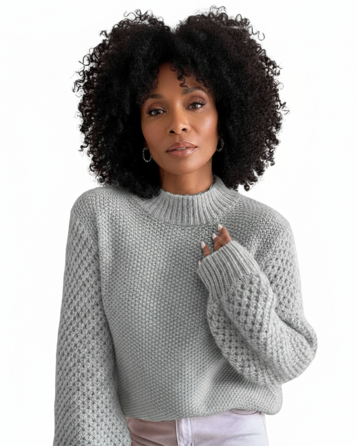 LUNA | Charming Pullover Sweater 4