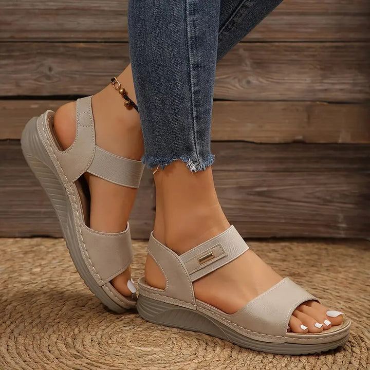 Malakai | Comfortable Sandals for Women 6