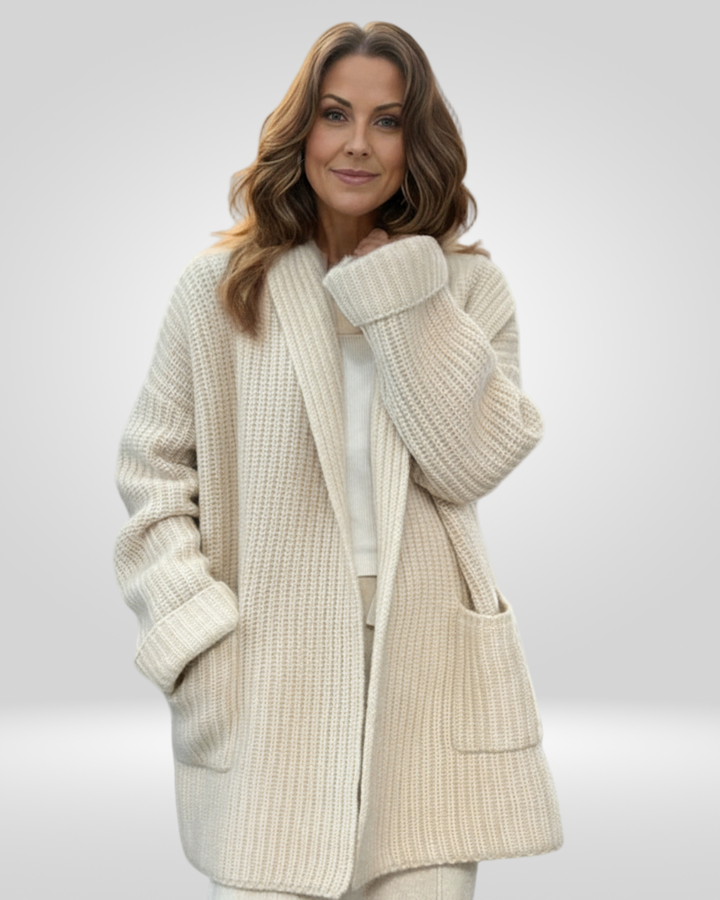 WINNIE | KNITTED SWEATER WITH POCKETS 0